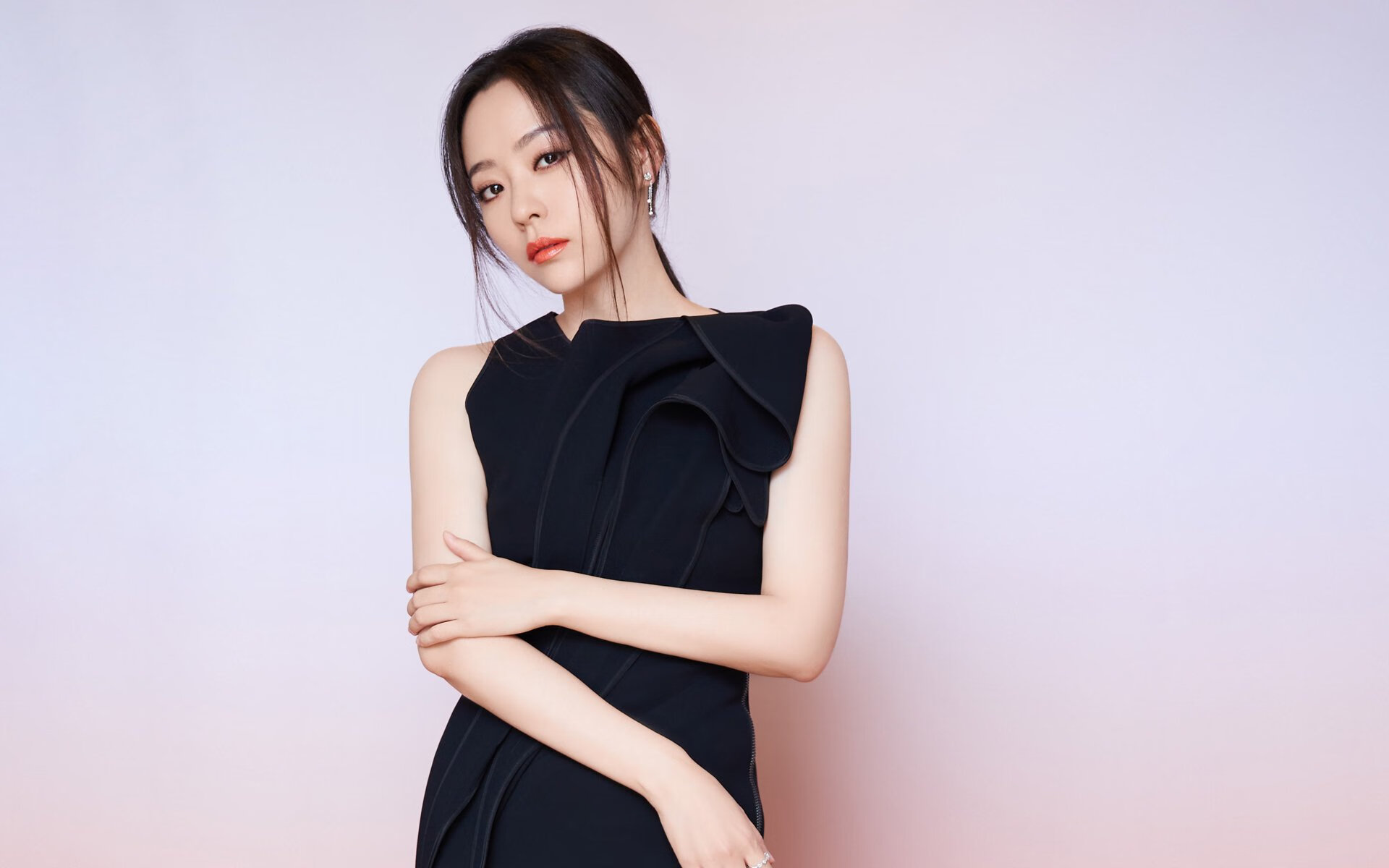 _老鹰快攻快节奏，比赛精彩纷呈_，老鹰进攻图解